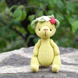 Flower Bear crochet pattern small amigurumi in English