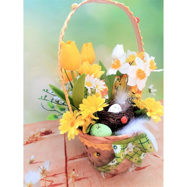 easter-flower-basket-arrangement-5.jpg