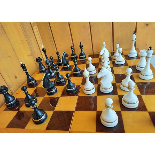 best_plastic_chess7.jpg