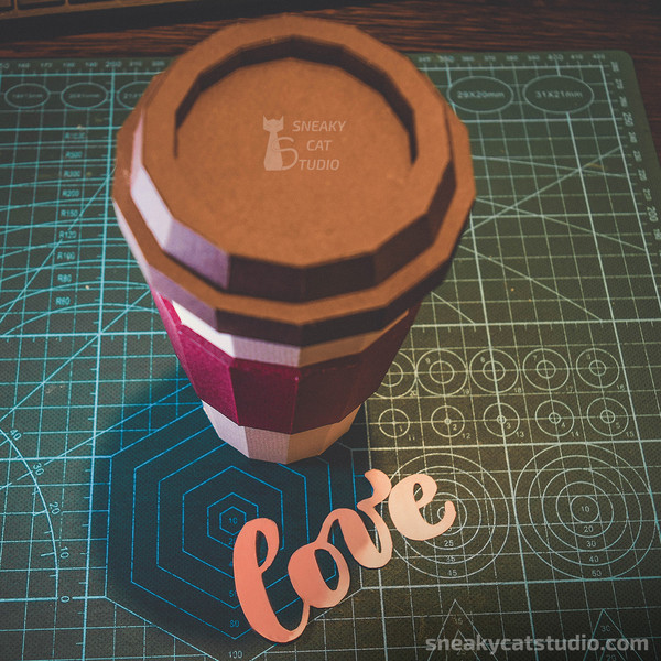 Coffe-to-go-love-DIY-papercraft-low-poly-3D-Pepakura-PDF-Pattern-Download-paper-craft-Template-origami sculpture-model-wall-decor-sweet-4.jpg