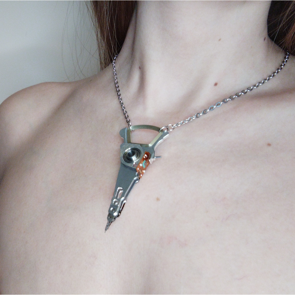 cyberpunk-necklace