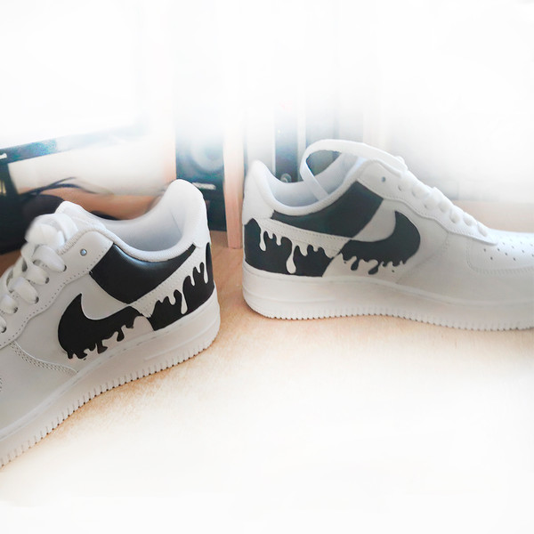 woman- girl- custom- shoes- nike- air- force- sneakers- white- black- art 2.jpg