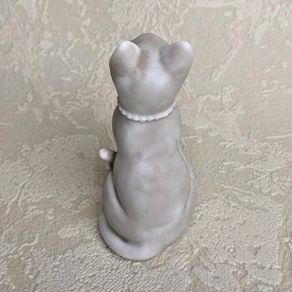 Soap cat back