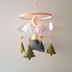 Woodland baby mobile. Forest mobile for nursery. Nursery decor boy. Woodland baby shower. Mobile crib.