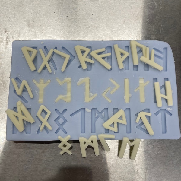 The Elder Futhark , Runes. Mold for Runes - Inspire Uplift