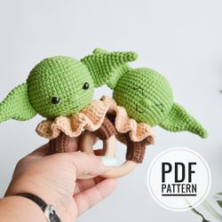 CROCHET PATTERN Baby Yoda rattle newborn wooden toy | Crochet Baby Yoda (Grogu) StarWars toys