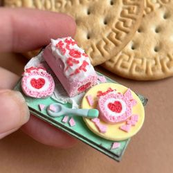 Miniature doll roll with a heart on a tray for playing with dolls, dollhouse, scale 1:12, miniature pastries