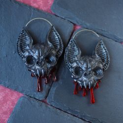 Gargoyle earrings or dangles for plugs at 18g-00g and more. Creepy, cute girly ear plugs, spooky jewelry