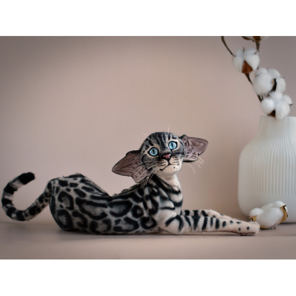 Bengal cat art doll animal 4.JPG
