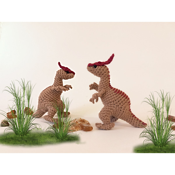 dinosaurs_crochet_toy.jpg