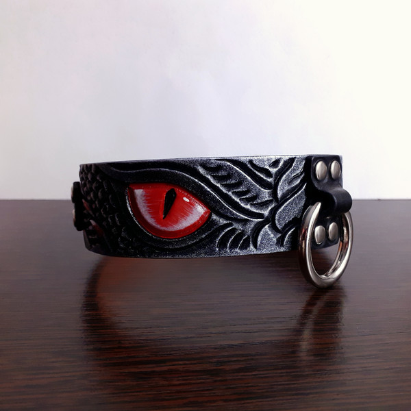 Handmade leather bdsm slave collar black dragon with red eyes.jpg