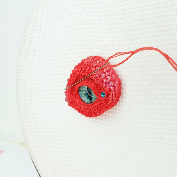 Dragon Eye Needle Minder Magnet for Cross Stitch Gift (1).jpg