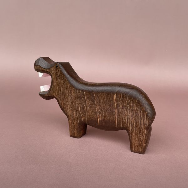 Wooden hippo figurines - Wooden toys - Wooden animal figurin - Inspire  Uplift