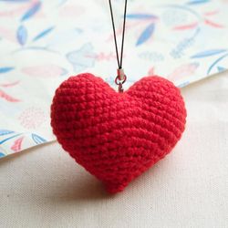 Crochet PATTERN mini heart PDF in English Valentine's Day crochet pattern, Keychain