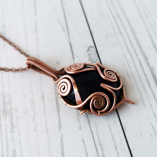 Wire-wrapped-copper-necklace-with-Black-Obsidian-7.jpg