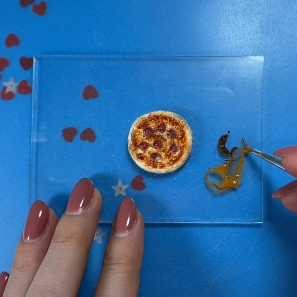 Miniature pepperoni pizza polymer clay tutorial for making dollhouse food6.jpg