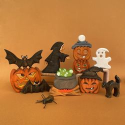 Halloween wooden toys (11 pcs): witch, caulron, cat, wood pumpkins, bats, spider and ghost - Wooden toys - Halloween toy