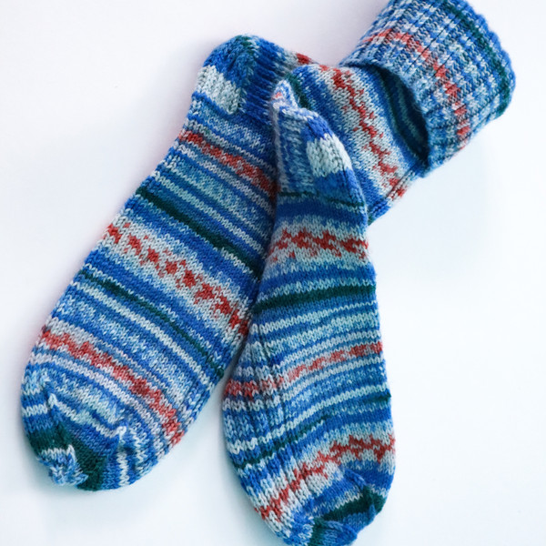 knit socks