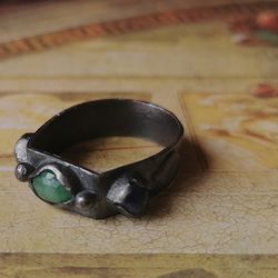 emerald ring / sterling silver ring