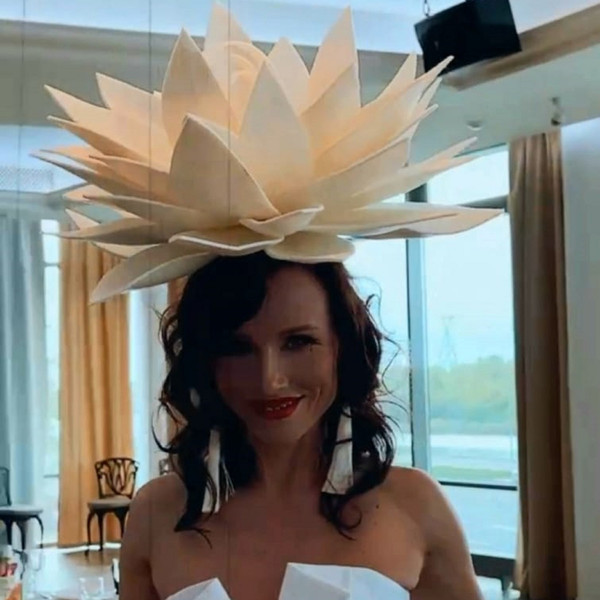 Bridal headdress.jpeg