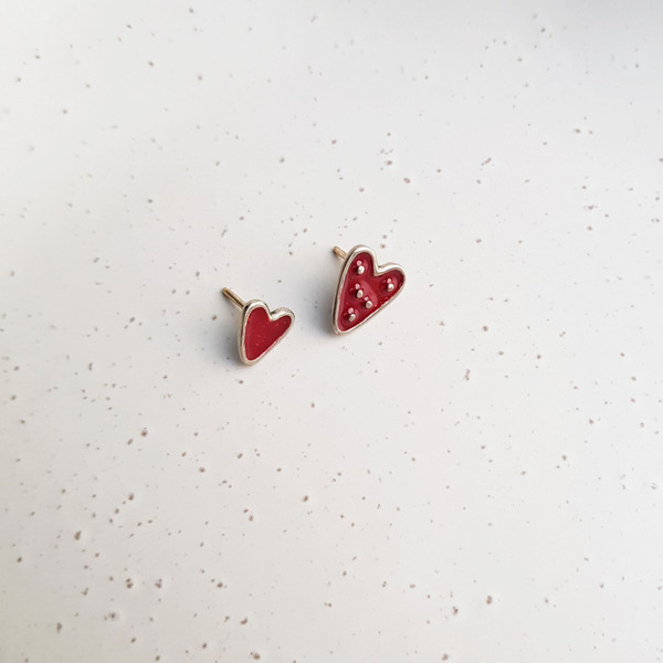 Asymmetric-heart-stud-earrings-2.jpg