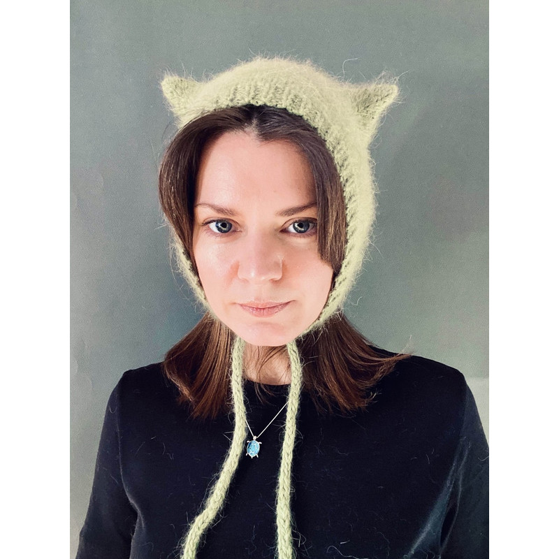 knitted wool kitty bonnet hat with ears devil hat8.jpg