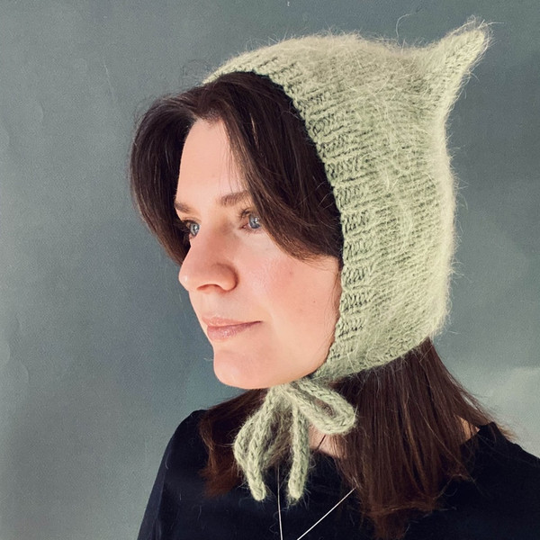 knitted wool kitty bonnet hat with ears devil hat3.jpg