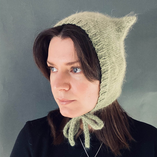 knitted wool kitty bonnet hat with ears devil hat2.jpg