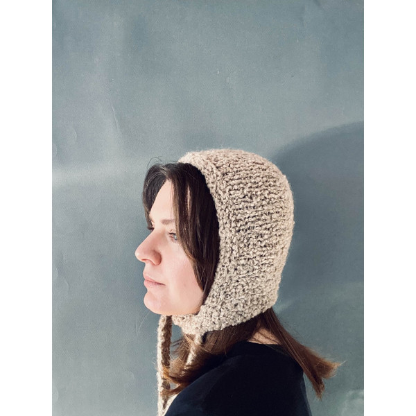 wool knitted bonnet hat with stripes00.jpg