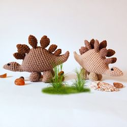 Stegosaurus. Dinosaur. Crochet pattern