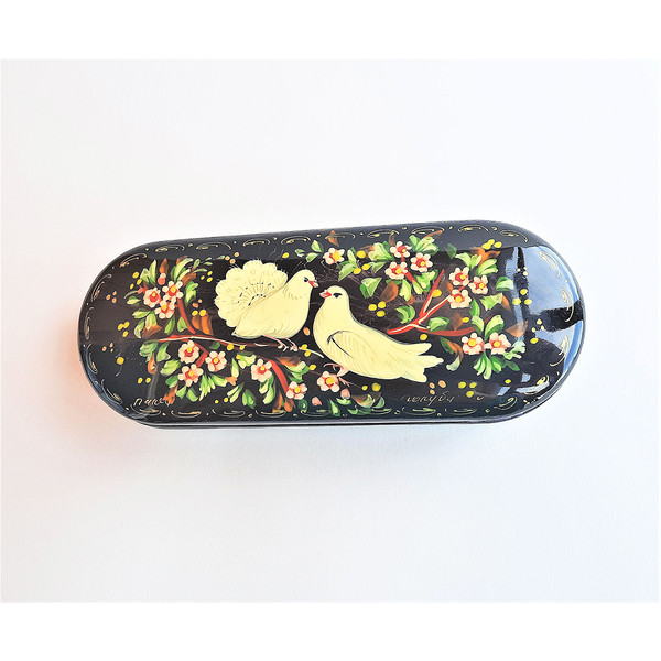russian glasses case hand painted doves plot