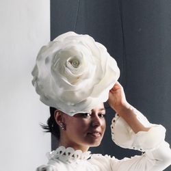 White rose fascinator, white wedding flower headband, big rose derby hat, foam flower hair clip, bride's hairstyle