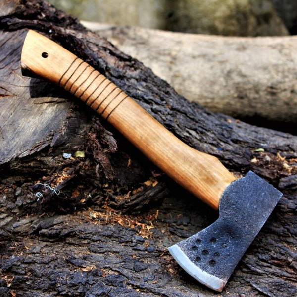 Throwing Axe in usa for sale.jpg