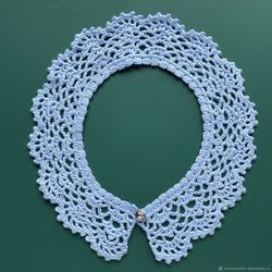 blue crochet detachable collar with decorative button