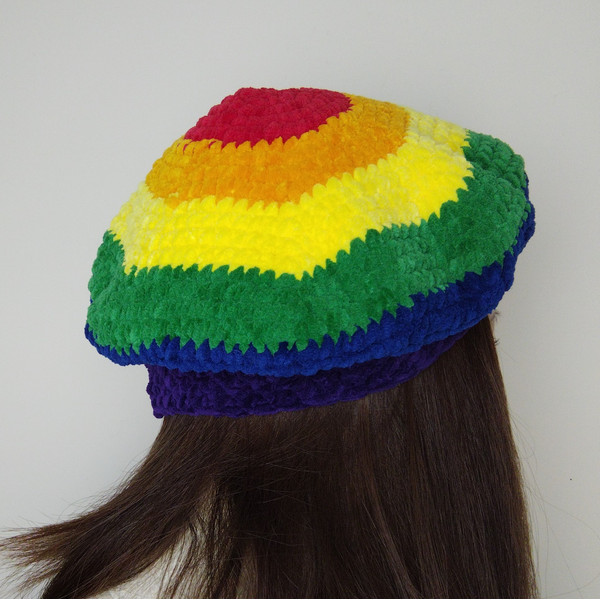 plush-beret-for-women