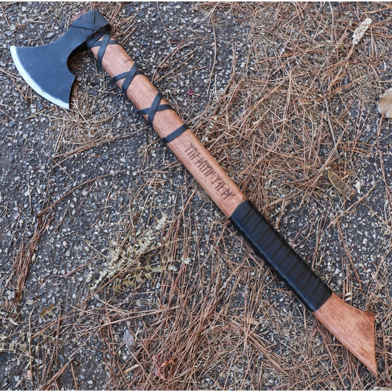 Wolf Heathen Viking War Axe.jpg