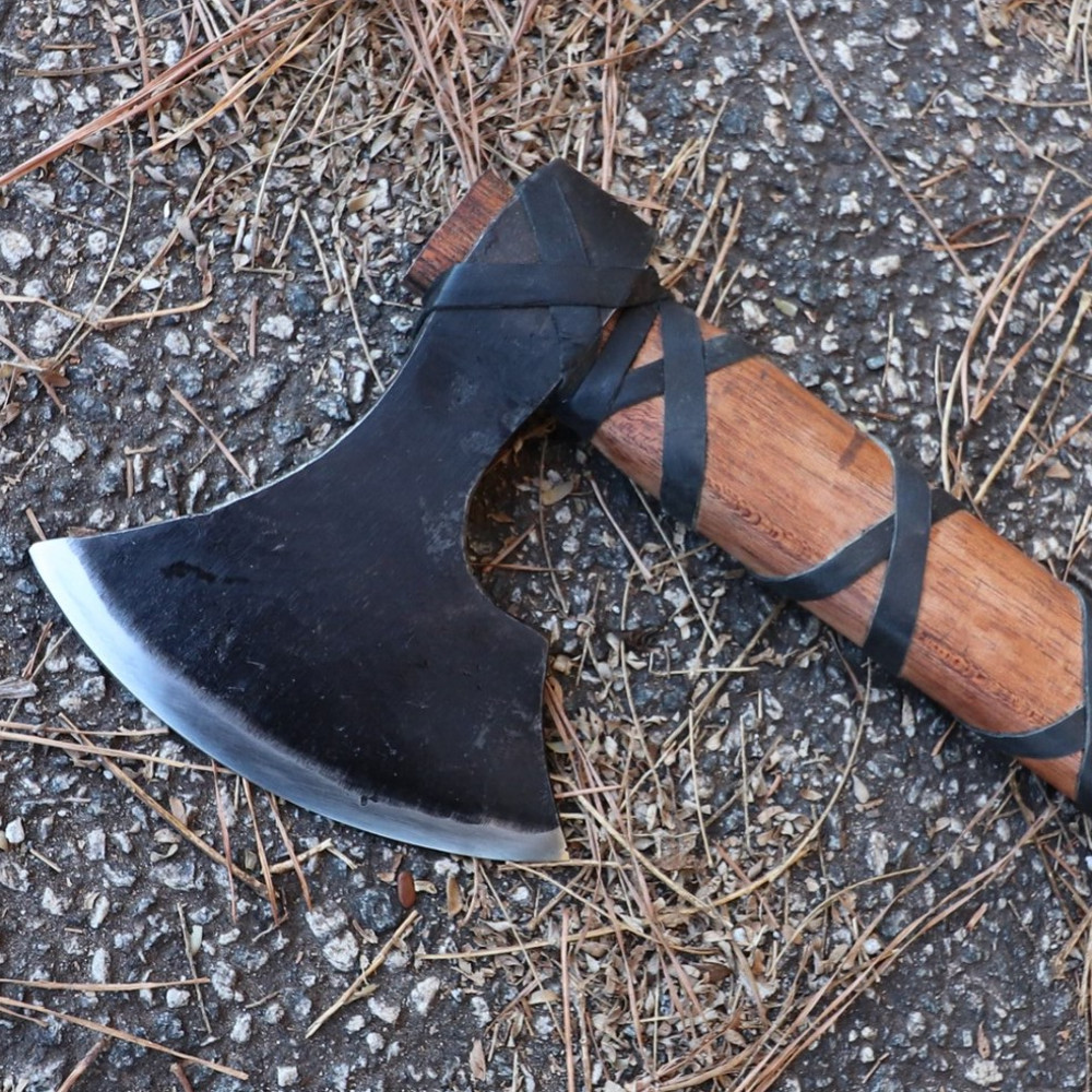 Wolf Heathen Viking War Axe for sales.jpg