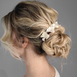 set of 3 white flower hair pins for wedding | bridal floral hair pins for minimalism wedding hair piece