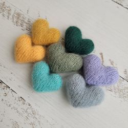 Knitted hearts. Newborn photo props.