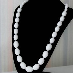 Vintage TRIFARI necklace White lucite necklace American jewelry