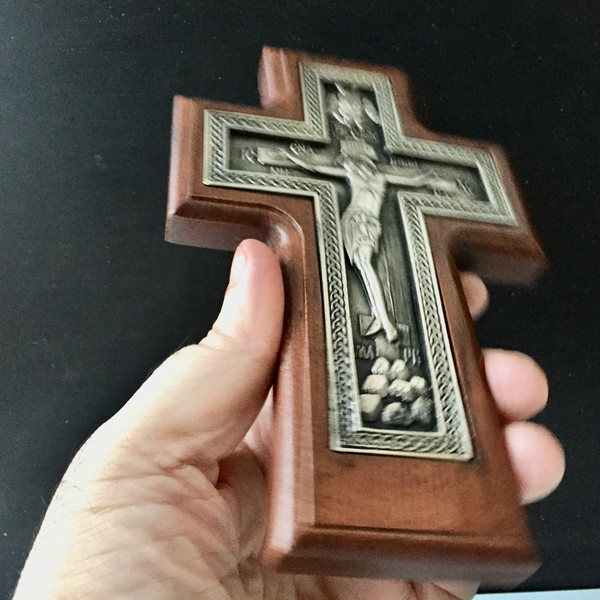 High quality wooden cross with crucifix