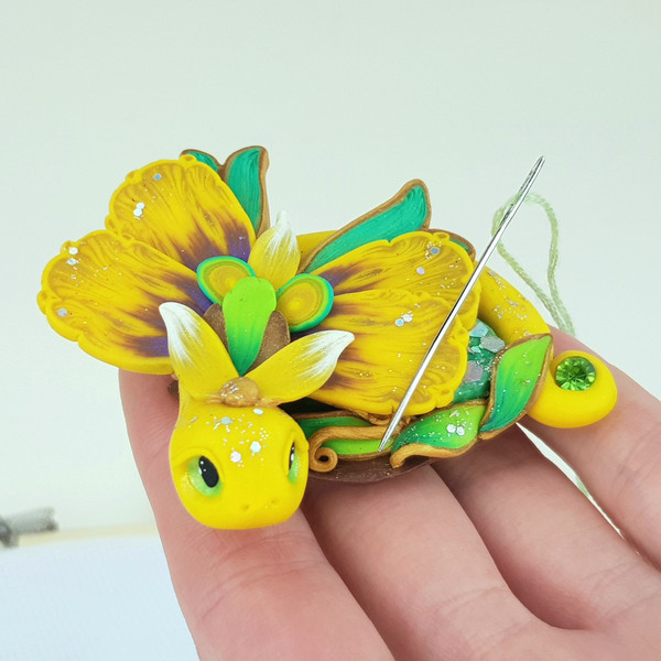 NEEDLE MINDER Dragon for Floral Cross Stitch, Needle Holder Yellow Dragon  (1).jpg