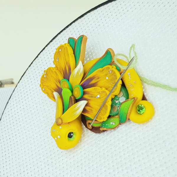 NEEDLE MINDER Dragon for Floral Cross Stitch, Needle Holder Yellow Dragon  (8).jpg