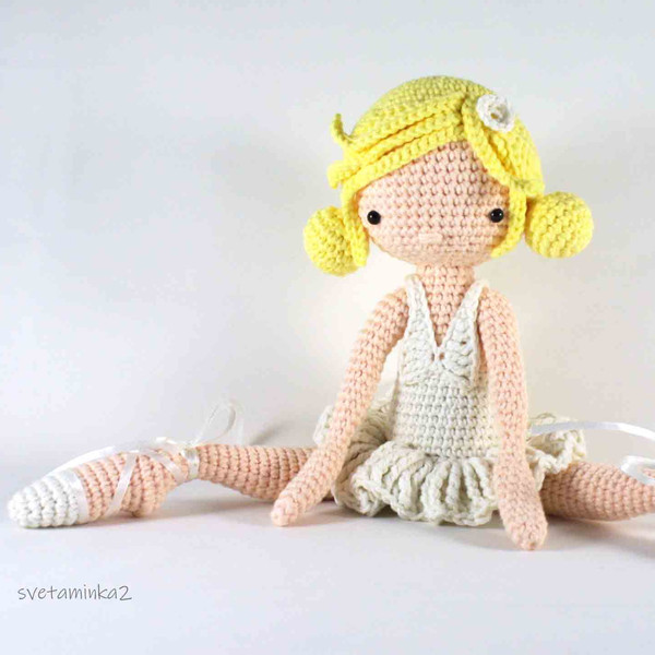 ballerina-doll-amigurumi-crochet-pattern.jpg