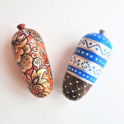 Custom Russian wooden cones Christmas Tree ornaments hand painted