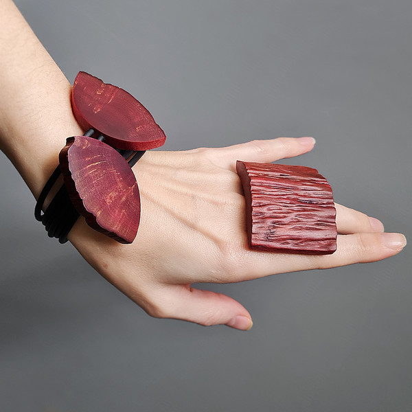 Red wooden ring, red wooden bracelet