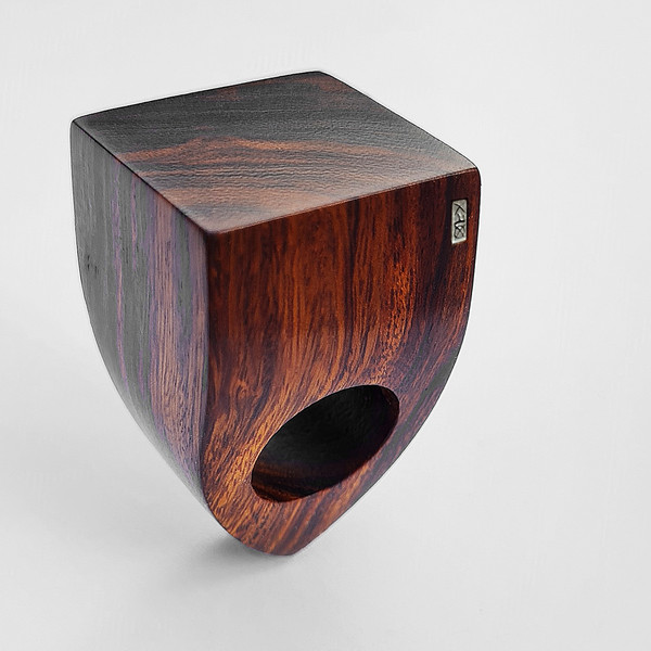 Brown wood tall ring 1