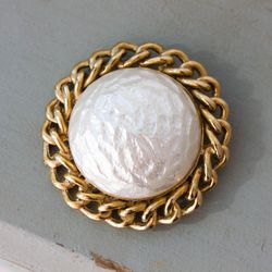 Large baroque pearl brooch Sarah Coventry brooch Baroque Goddess Round brooch