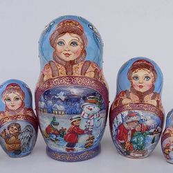 Christmas Matryoshka Set of 5 dolls Inactive