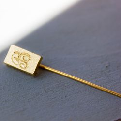 vintage letter b pin letter stickpin gold lapel pin